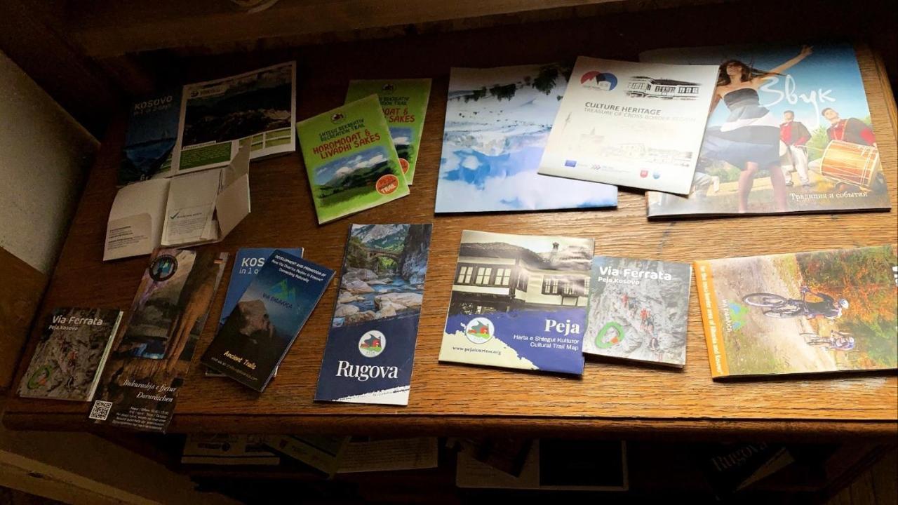 Central Hostel Peć Eksteriør billede