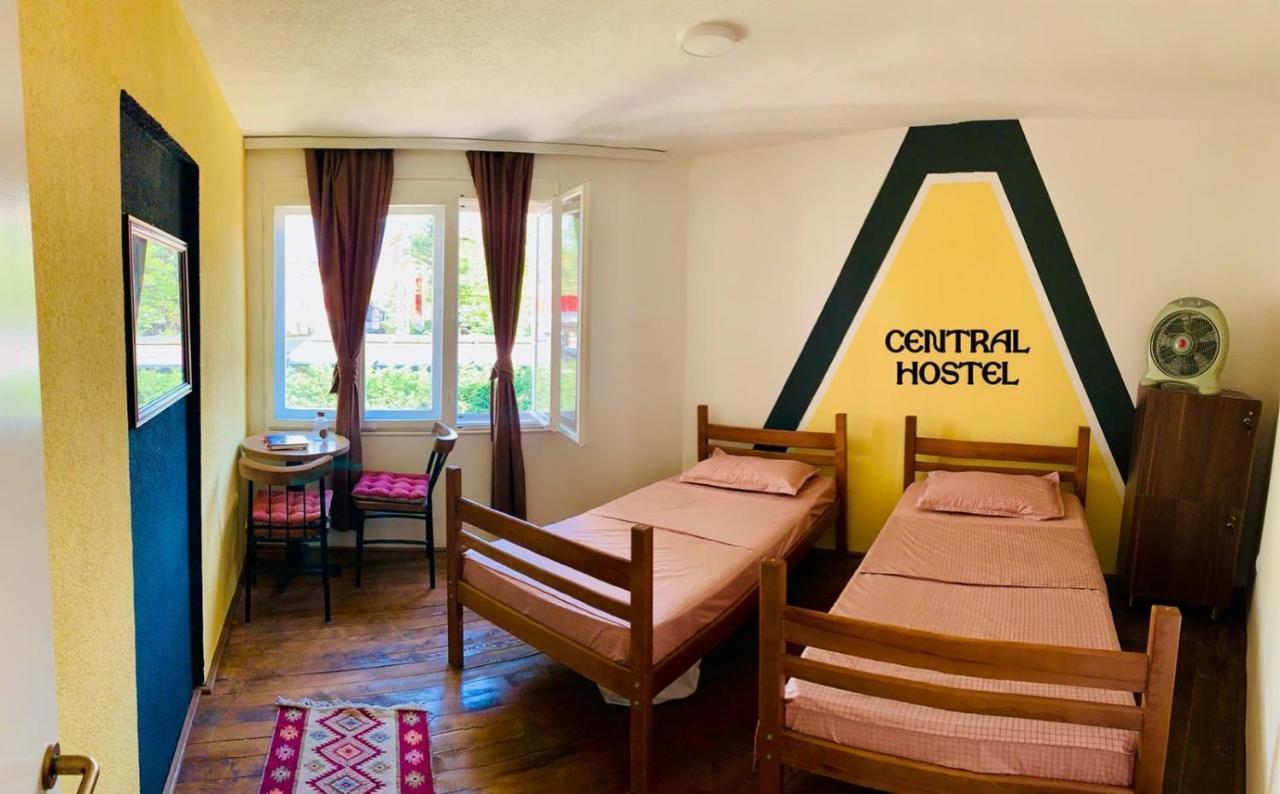 Central Hostel Peć Eksteriør billede