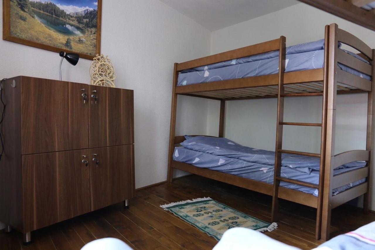 Central Hostel Peć Eksteriør billede